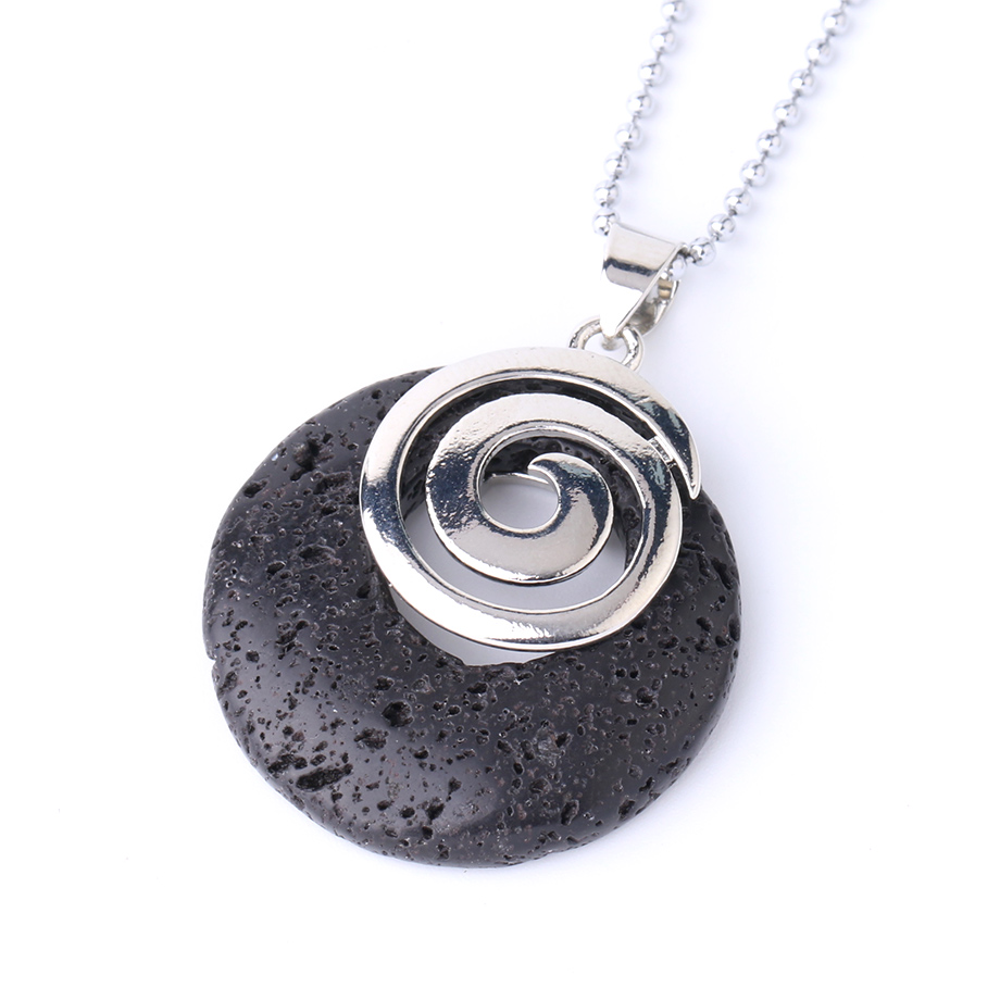 Chaîne et son Pendentif Reiki en Pierre de lave "Ancrage & Stabilité"