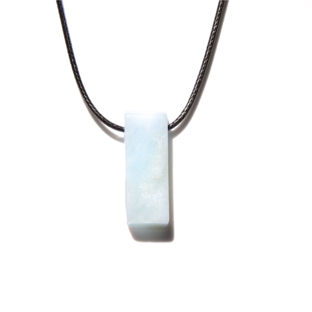 Cordon et son Pendentif en Aigue-marine "Jeunesse & Guérison"